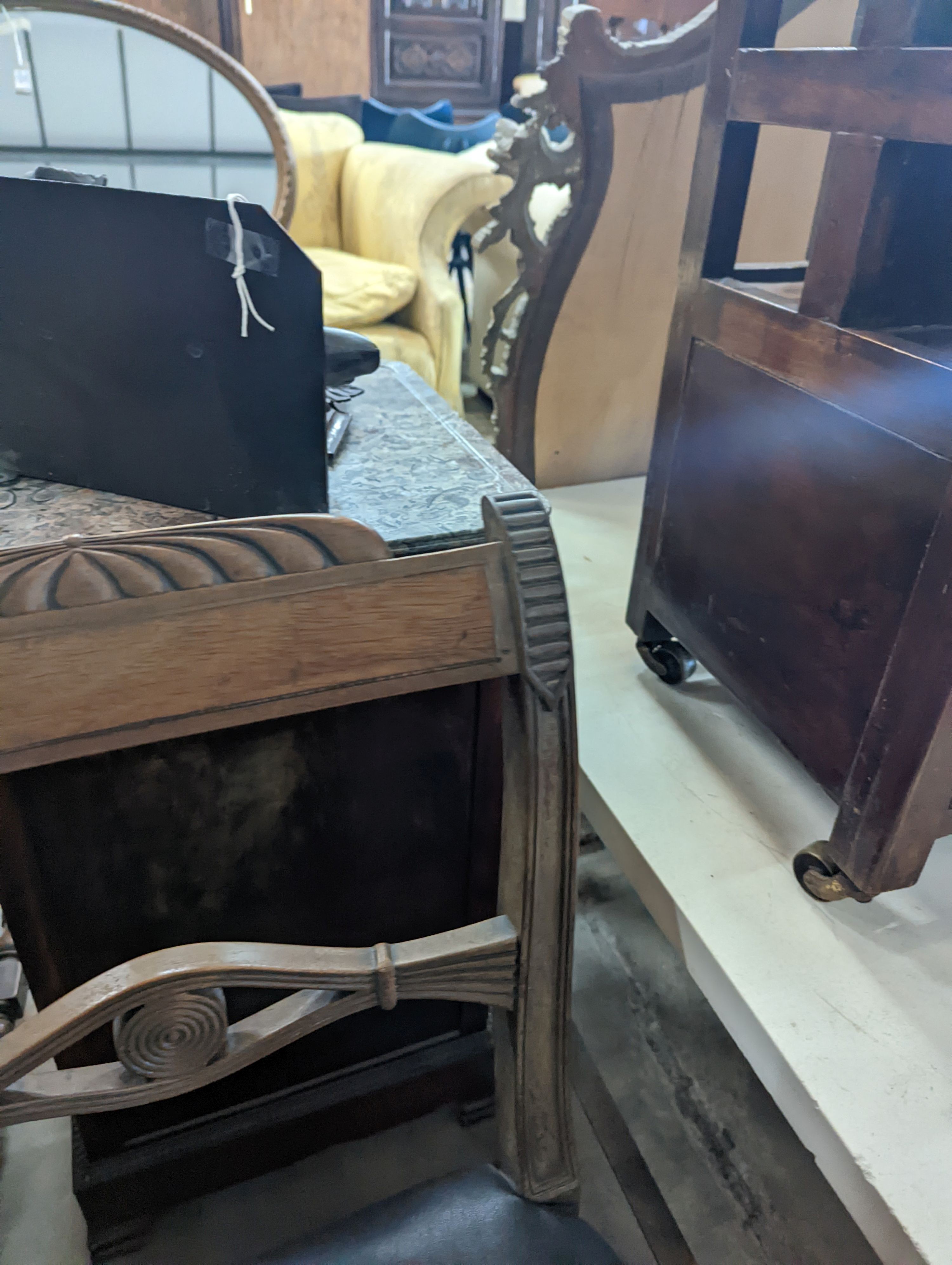 A pair of Regency mahogany dining chairs